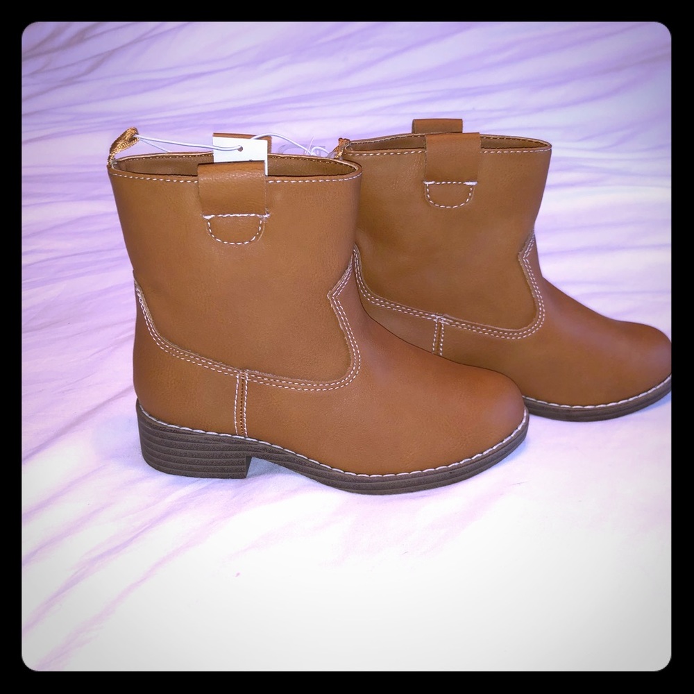 Low boots